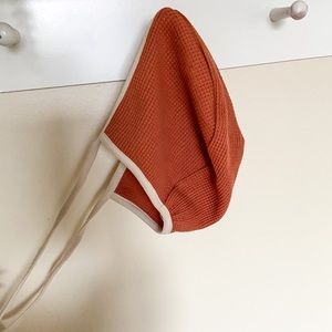 Fin and Vince Rust Colored Bonnet